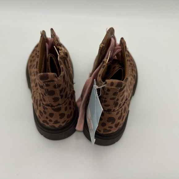 Cat & Jack Toddler Girls' Amaya Zipper Lace-Up Combat Boots Brown - Picture 3 of 6